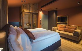 Hotel Alberta